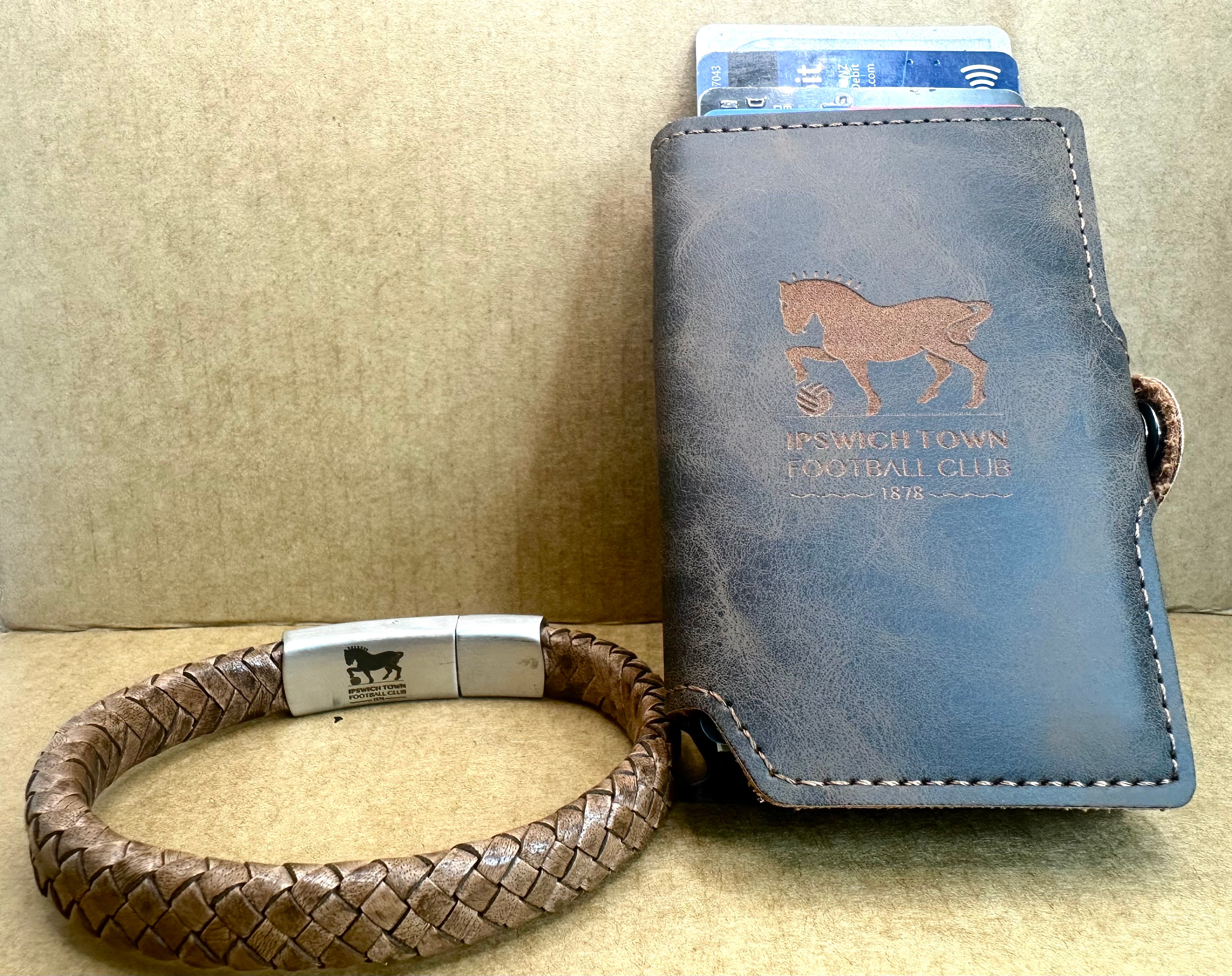 Engraved personalised slim leather wallet & personalised bracelet gift set