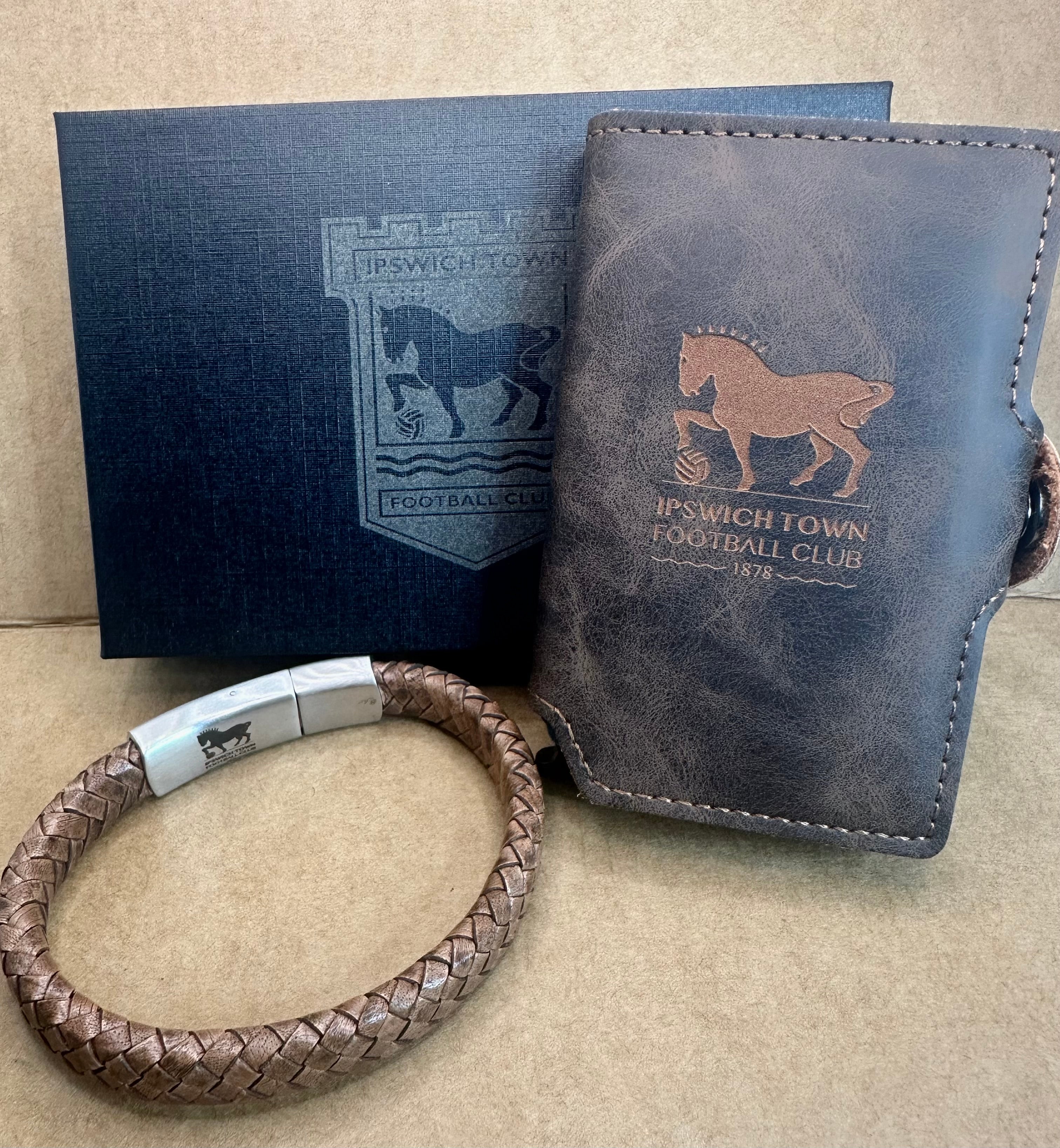 Engraved personalised slim leather wallet & personalised bracelet gift set