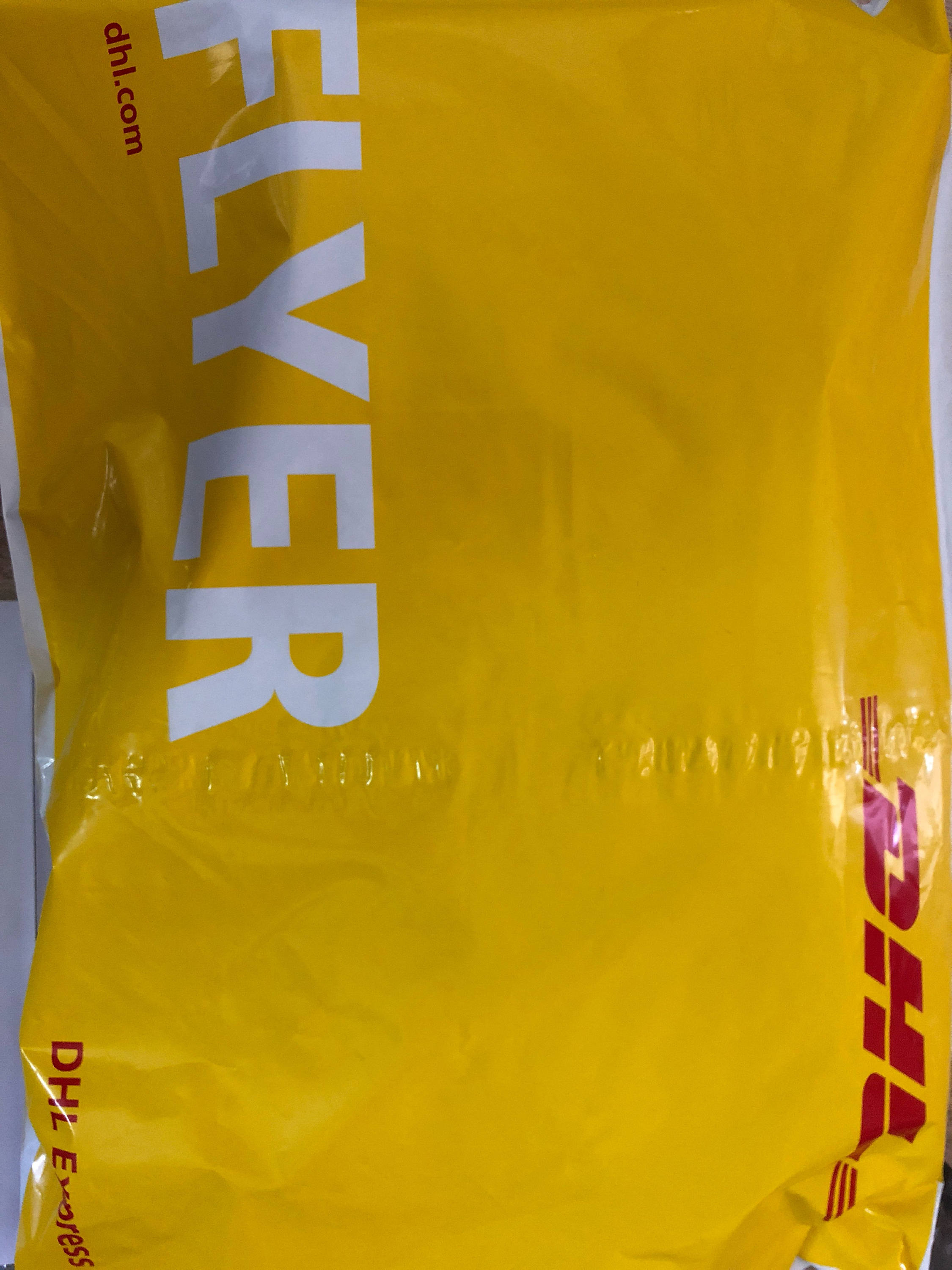Shipping upgrade 4/5 business days International Express Courier DHL