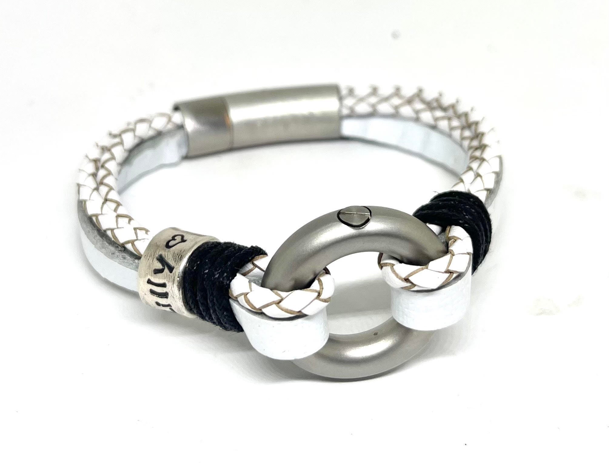 White Leather Urn, Cremation Bracelet Women, Bracelet for Human Ashes, Baby Urn, Pet Cremation Jewelry, Dad Ashes Jewelry, Mom Urn Jewelry