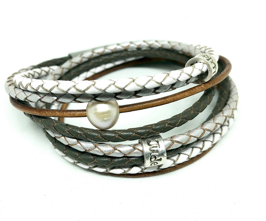 Mothers Day Gift from Daughter, Step Mum Gift, Womens Charm Bracelet